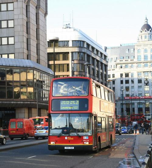 伦敦巴士 红色双层Bus实拍